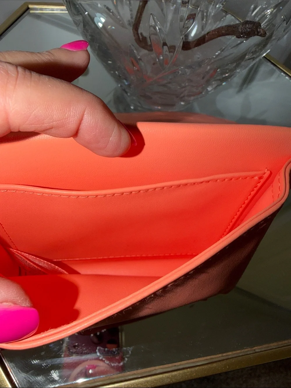 CHANEL Beauté Coral-Orange Travel Makeup Case - Picture 5 of 7